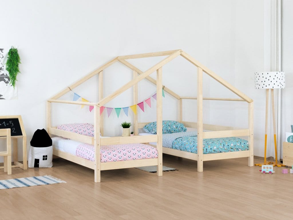 Natürliches Kiefernholz und modernes Design vereint im Hausbett 120x200