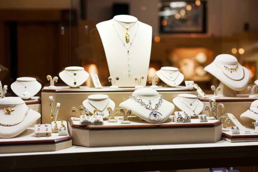 Moissanite: Glänzende Eheringe und Ringe für Ihre besonderen Momente