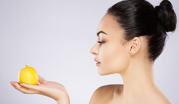 Lemon Juice: Your Pathway to Spotless Skin