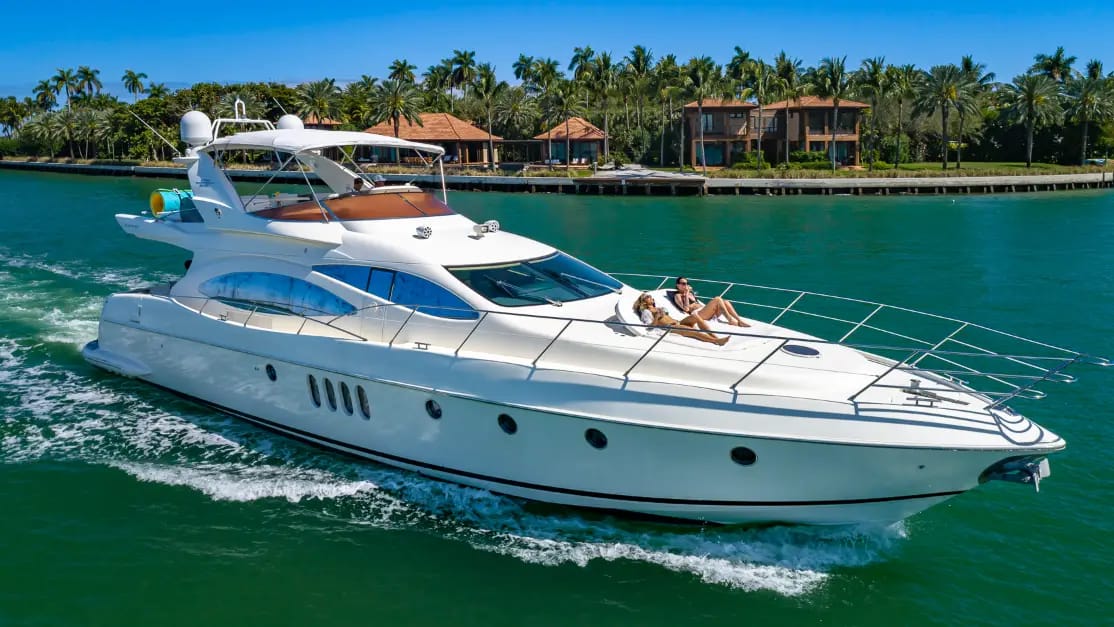 Yachtcharter Griechenland: Eine Reise durch Geschichte und Natur