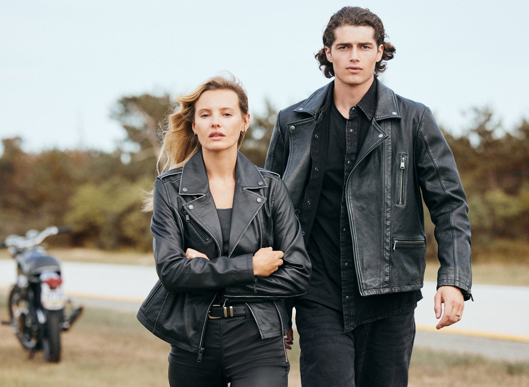 Lederjacke Damen: Stilvolle Begleiter für jeden Anlass, inspiriert von den luxuriösen Sonoma-Basics von Crone