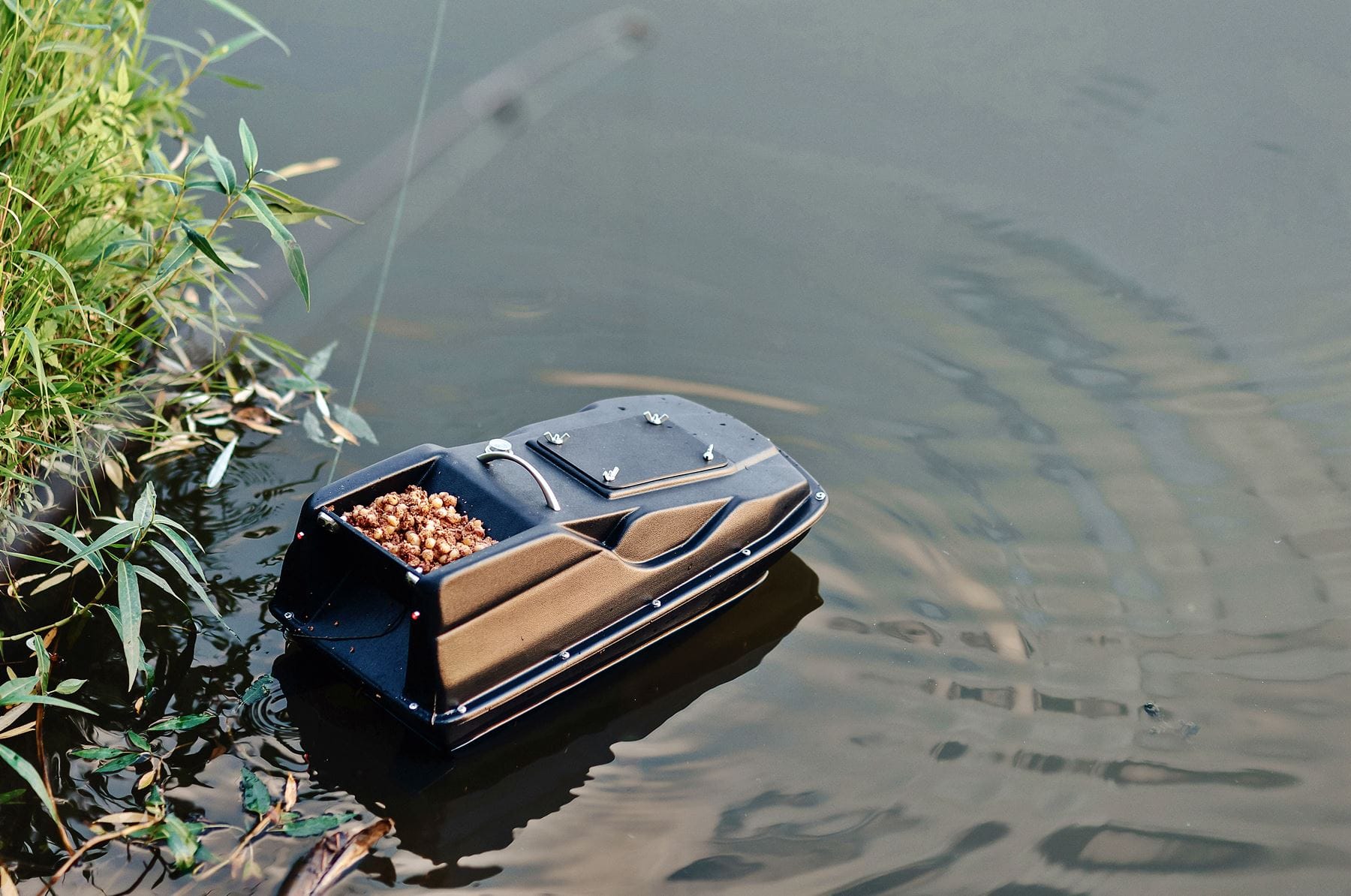 Futterboot mit echolot und gps-Kaufberatung: So finden Sie das richtige Modell für Ihre Angelbedürfnisse