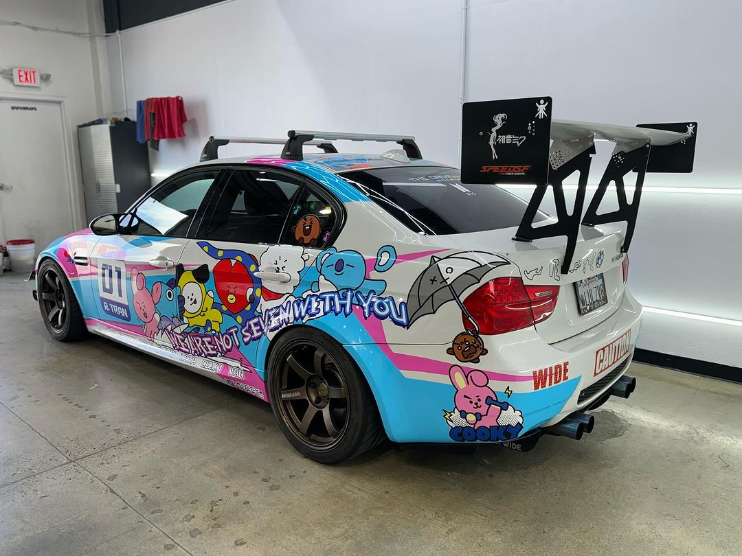 Auto folieren kosten: Entdecke die Günstige Art, Dein Auto mit 10KWRAPS zu Verwandeln