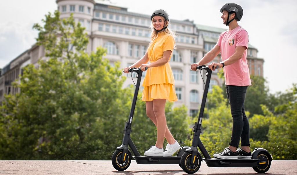 Die besten E-Scooter-Apps für Navigation und Wartung