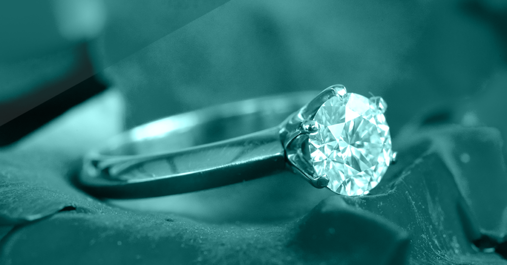 So pflegen Sie Ihren Moissanite-Schmuck richtig
