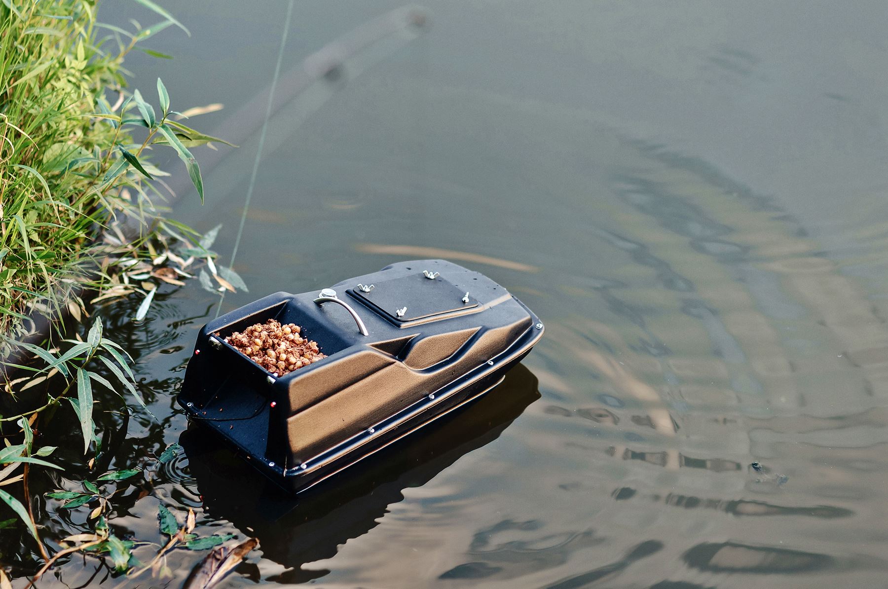 Futterboot mit echolot und gps-Kaufberatung: So finden Sie das richtige Modell für Ihre Angelbedürfnisse