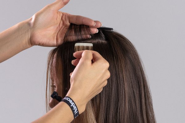 Einzigartiges Styling mit Tape Extensions: Flexibilität und Glamour