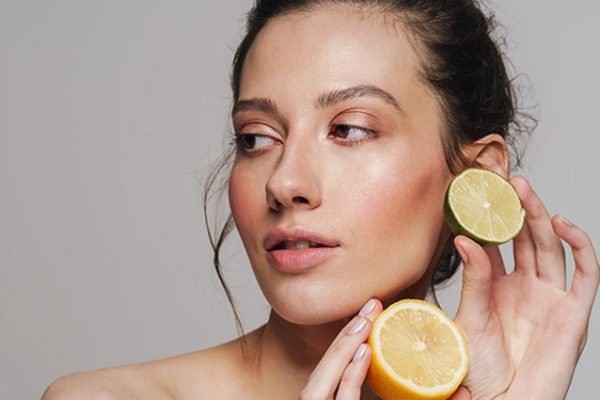 Effortlessly Erase Dark Spots with Lemon Juice: Try It Today